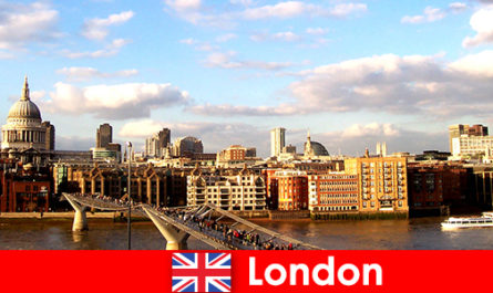 Leisure activities for tourists in the city of London from England