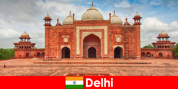 Travelers can find the best sights in India in Delhi