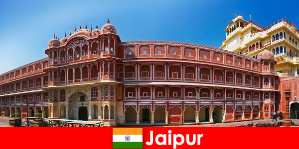 Most unusual architectures attract many tourists to Jaipur