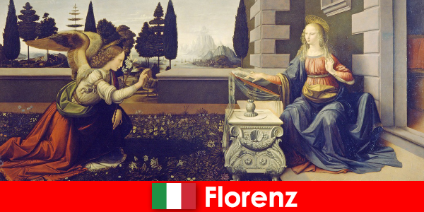 Tourists know the cultural importance of Florence for the visual arts