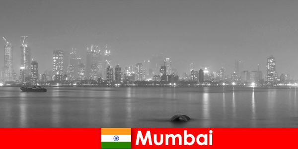 Big city flair in Mumbai India for foreign tourists with diversity to marvel at