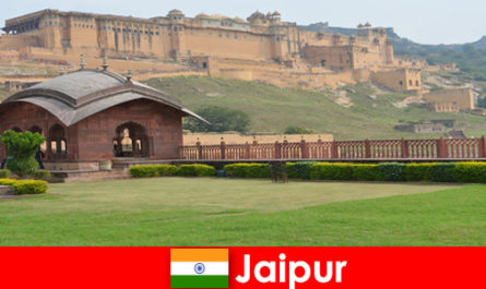 Feel-good trip with the best service for vacationers in Jaipur India