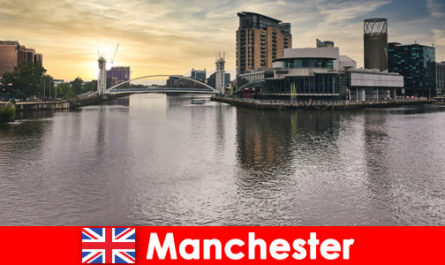 Useful money saving tips for visitors to Manchester England