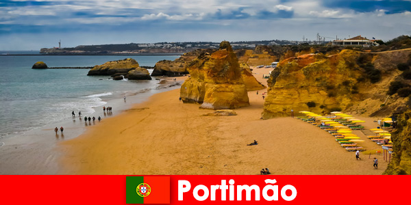 Numerous clubs and bars for party holidaymakers in Portimão Portugal
