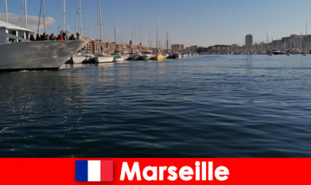 Delicious Mediterranean cuisine for tourists to enjoy right on the Port of Marseille France
