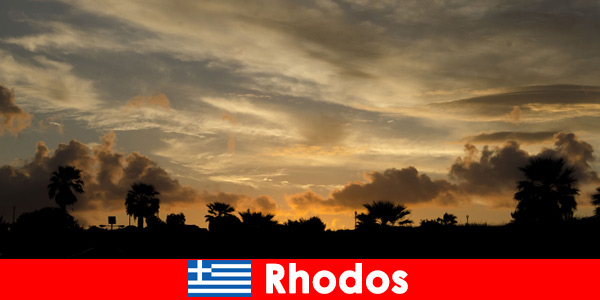 Dusk and fantastic temperatures to dream in Rhodes Greece