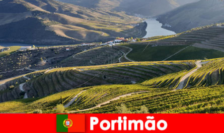 Guests love the wine tasting and delicacies on the mountains of Portimão Portugal
