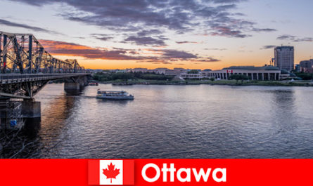 Tour bus through Ottawa in Canada with bilingual guide always an experience